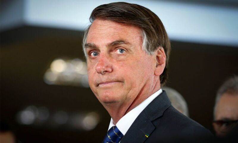 Reajuste no piso salarial é anunciado pelo presidente Jair Bolsonaro