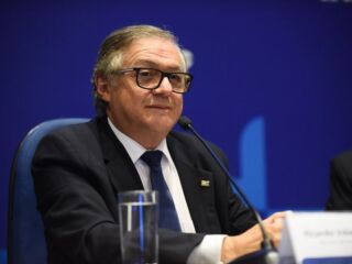 Ricardo Vélez declara apoio a Moro e critica Bolsonaro "perdeu o rumo"