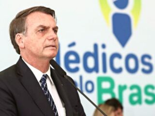 O presidente Jair Bolsonaro diz que " lutará até o fim", pois não é a favor do aborto