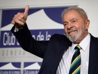 Ex-presidente Lula se muda para São Paulo após ser aconselhado por aliados