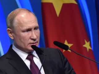 Em diálogo, Putin cita interesses "inegociáveis"