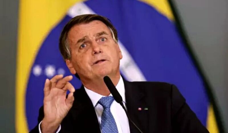 Bolsonaro declara nome de 9 ministros que vão disputar eleições de 2022