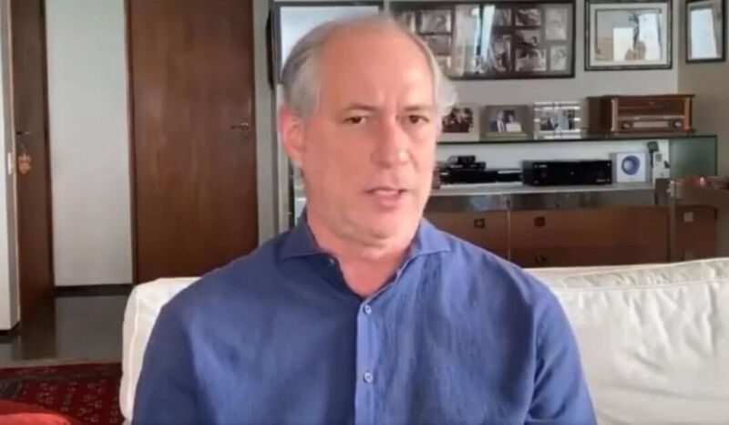 Ciro Gomes rebate Bolsonaro “Parece que ele anda meio preocupado comigo".