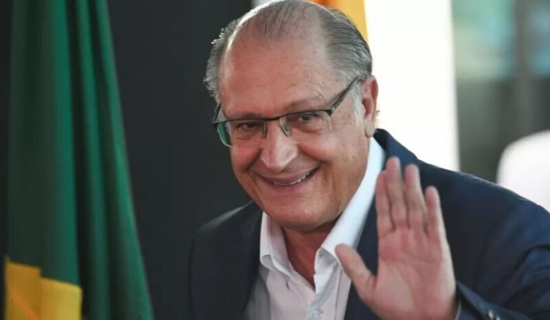 Flávio Dino afirmou - "Alckmin é quase uma carta ao povo brasileiro"