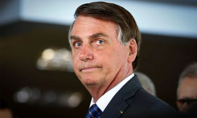 Votos de evangélicos em Bolsonaro cresceu 21% em 4 meses, diz pesquisa