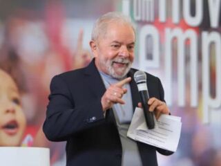 Lula afirma está preocupado com um possível atentado.