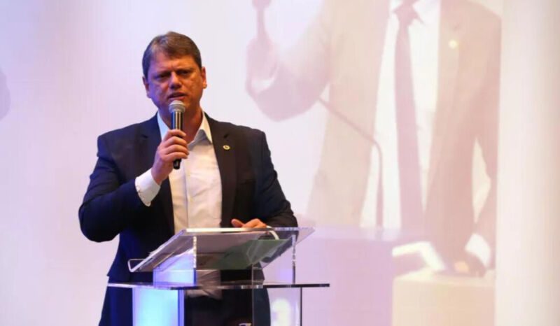 Tarcísio de Freitas "Jair Bolsonaro é um fenômeno político inquestionável"