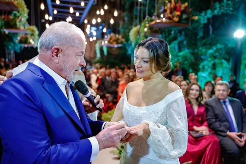 Famosos e políticos prestigiaram casamento de Lula e Janja