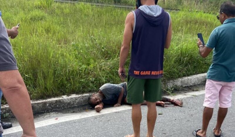 Imagem do assassino dos agentes da PRF em Fortaleza abatido na beira da estrada