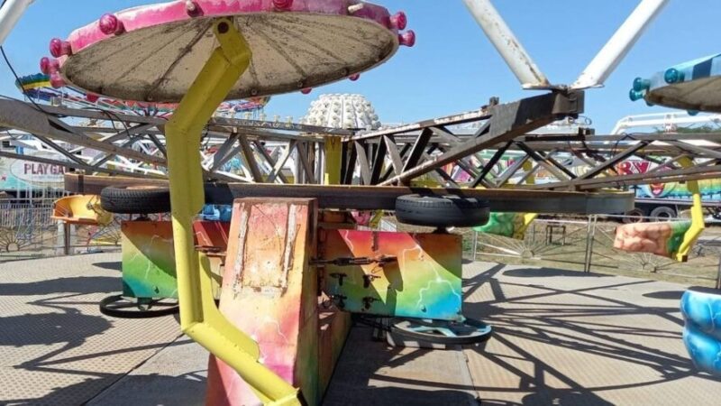 Vídeo: Brinquedo se desprende e arremessa 3 jovens em parque de diversões no Pará