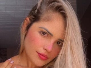 Influencer que foi presa repassando notas falsas pede ajuda de seguidores para custear despesas