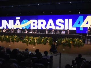 União Brasil receberá R$ 782 milhões do Fundo Partidário. Veja quais outros partidos receberão altas somas.