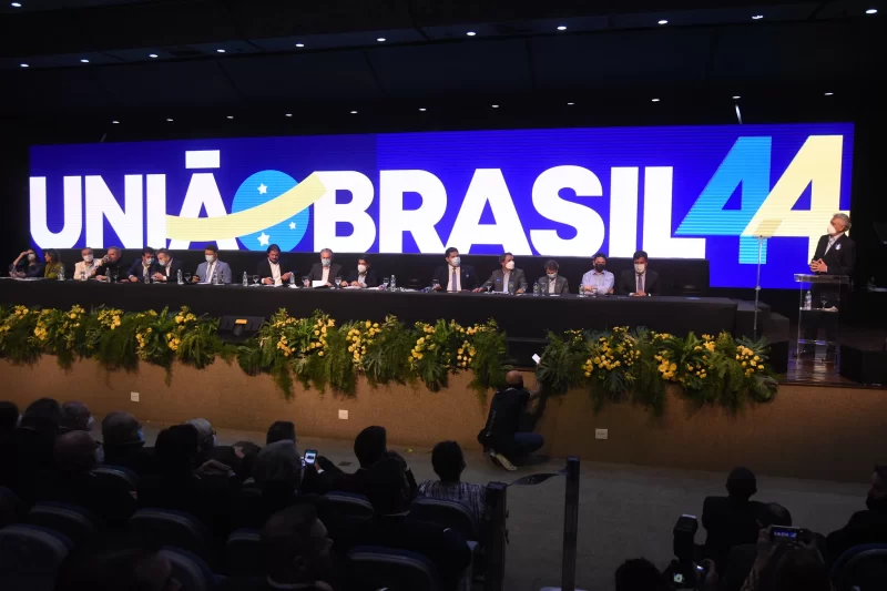 União Brasil receberá R$ 782 milhões do Fundo Partidário. Veja quais outros partidos receberão altas somas.