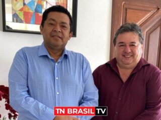 Jair Bezerra parabeniza o pré-candidato ao Senado, Beto Faro, por mais um ano de vida