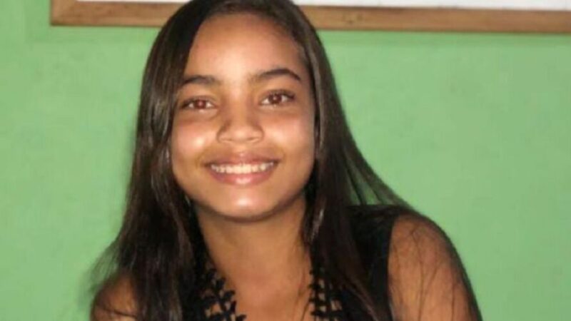 Adolescente de 13 anos morre após ser atingida por raio no quintal de casa em Santa Bárbara