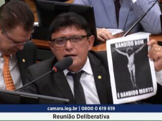 Vídeo: Deputado Éder Mauro defende fuzilamento de professora