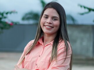 Lorena Lima em INDICAÇÃO implementa melhorias ao bairro Grenville, em Tailândia