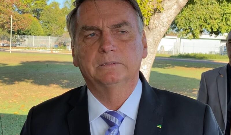 'Joãozinho seja Joãozinho a vida toda', defende Bolsonaro