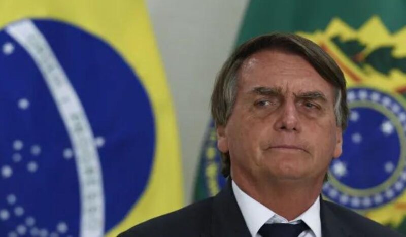 Procuradores nos 26 estados e no DF exigem que Aras apure ataques de Bolsonaro às eleições