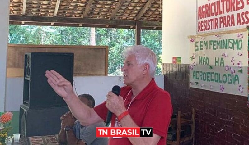 Deputado Federal Airton Faleiro, do PT, debate a conjuntura política do Pará e do Brasil, em Cametá