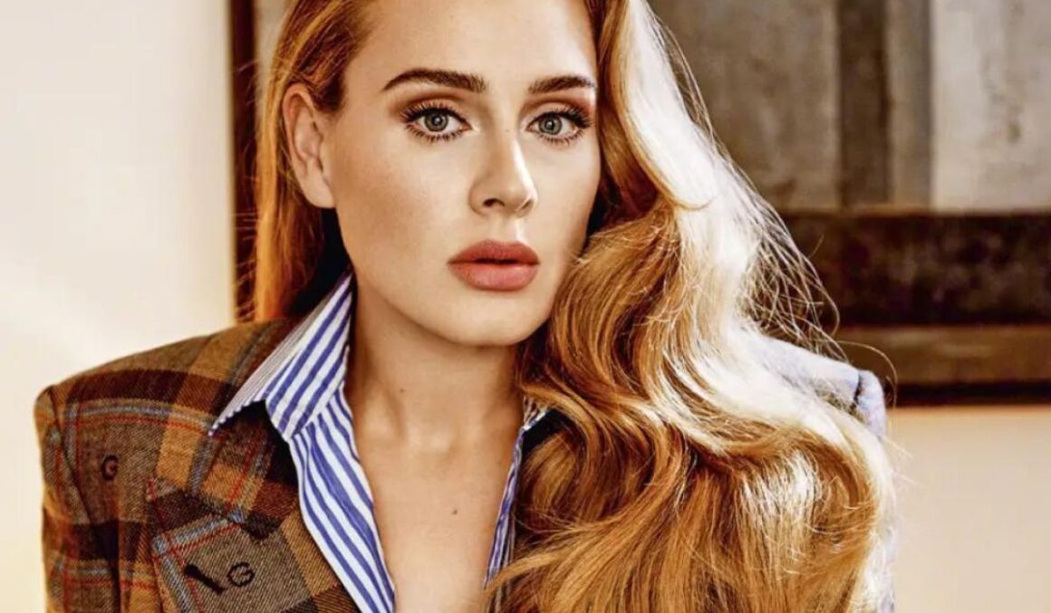 Adele diz “Fora Bolsonaro” em show em Londres após pedido de fã