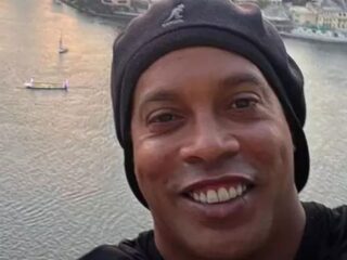 Justiça manda bloquear e penhorar bens contas de Ronaldinho