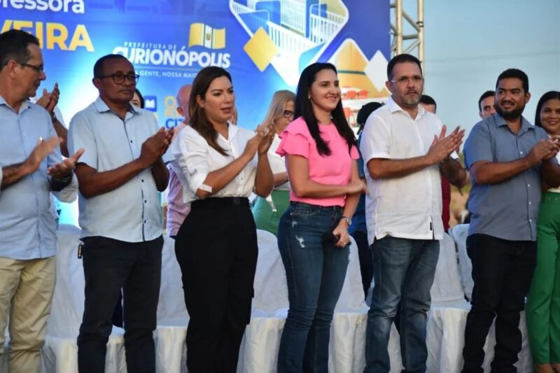 Renilce Nicodemos participa da entrega de obras no município de Curionópolis