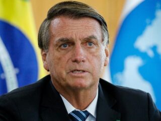 Bolsonaro diz que dispensa apoio de quem recorre à violência e ataca a esquerda