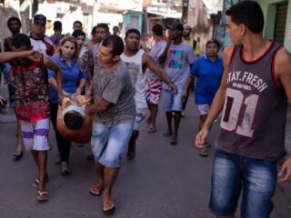 “Você que se solidarize com essas pessoas”, diz Bolsonaro sobre vítimas no Complexo do Alemão