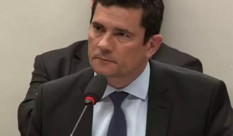 Moro se oferece para entrevistar Lula no JN: 'Tenho experiência'