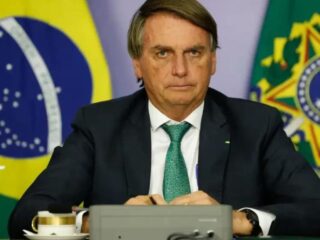 Bolsonaro veta aumento de verba para merenda escolar