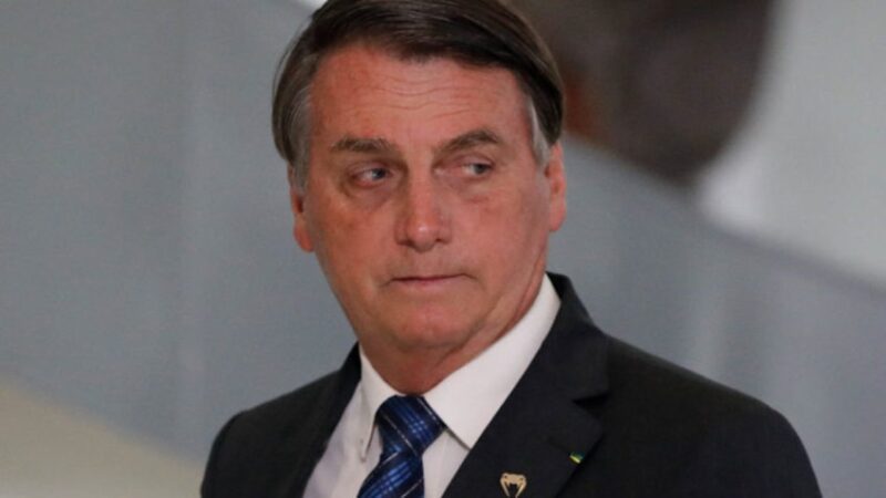 Bolsonaro diz que busca “impor eleições limpas via Forças Armadas”