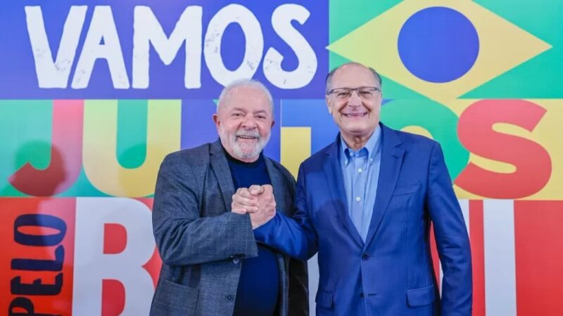 Após convenções, Lula une 9 partidos e fecha maior aliança de sua história