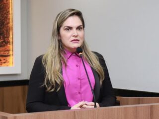 Tatiane Helena participa da inauguração do Portal dos Vereadores na Câmara Municipal de Paragominas