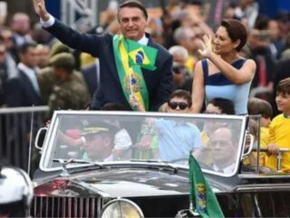 Governo Bolsonaro decreta sigilo de 100 anos até em visitas a Michelle