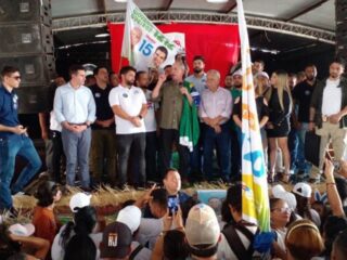 Ciro Gomes se reúne com apoiadores e aliados em Belém