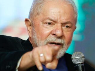 Governo não é para agradar banqueiro e fazendeiro, diz Lula