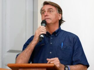 Bolsonaro chama Lula de mula ao comentar entrevista para Ratinho