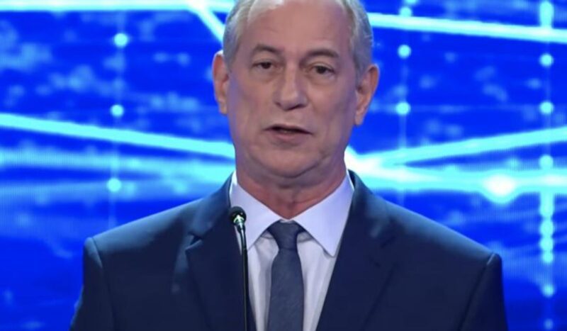 “São nazistas mesmo”, diz Ciro sobre campanha petista por voto útil