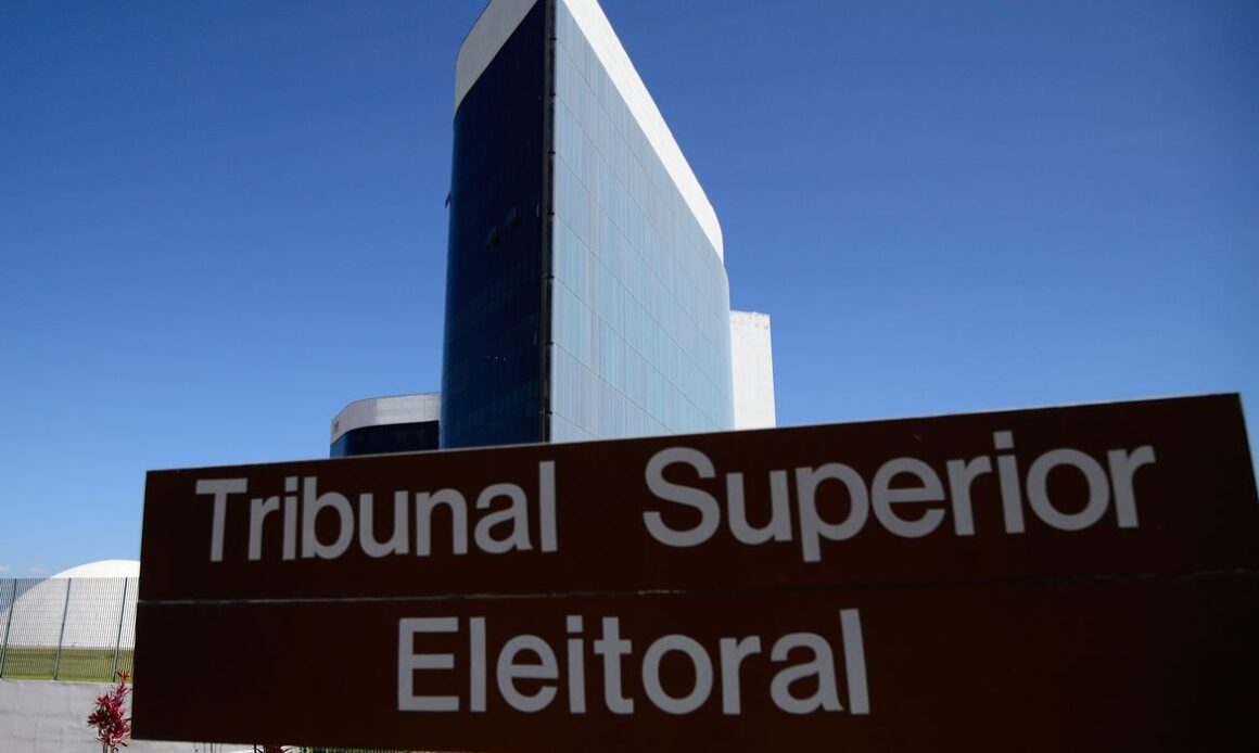 TSE pede às big techs rapidez para remoção de conteúdos no dia da eleição