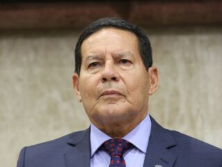 Mourão: Senado tem que dar um freio em Moraes