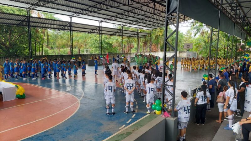 Quadra Poliesportiva do Centro Educacional Maranata na abertura dos Jogos Internos, em Tailândia / Imagem: Taciano Cassimiro