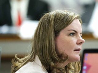 STF absolve senadora Gleisi Hoffmann e ex-ministro Paulo Bernardo da acusação de corrupção e lavagem de dinheiro