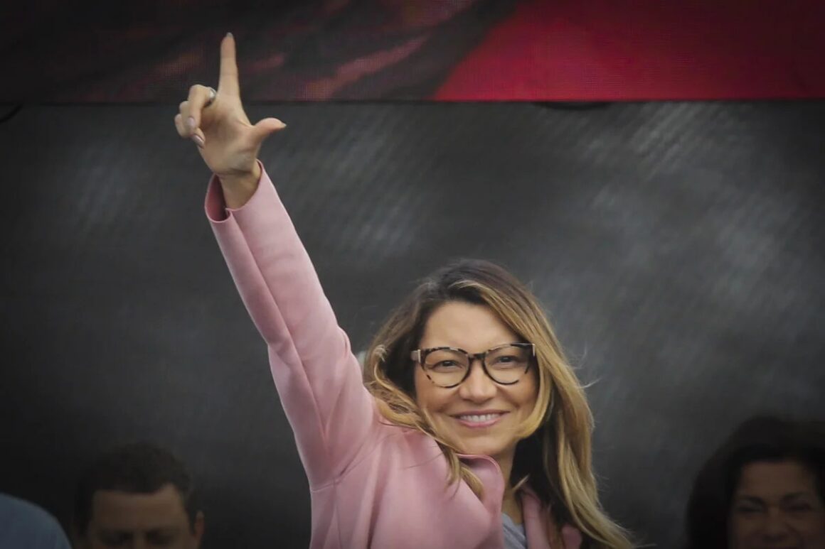 Janja: “Se tudo der certo, logo Bolsonaro vai estar preso”