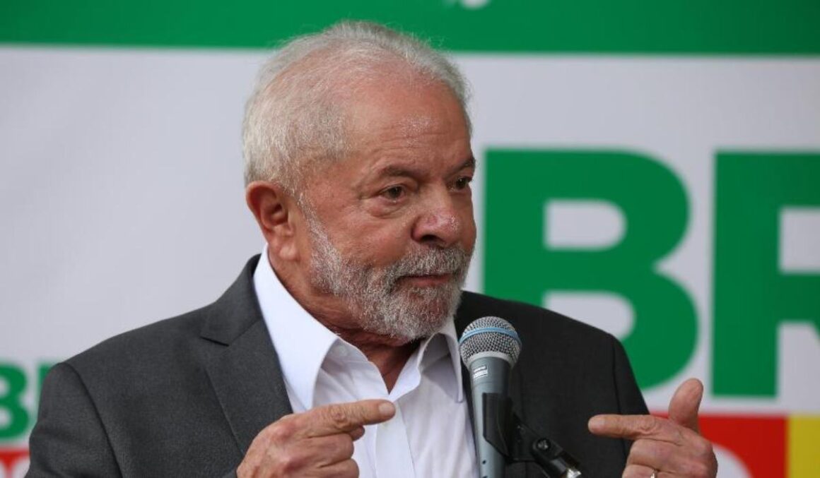 PT reserva R$ 2 bilhões do Orçamento para arcar com reajuste proposto por Bolsonaro