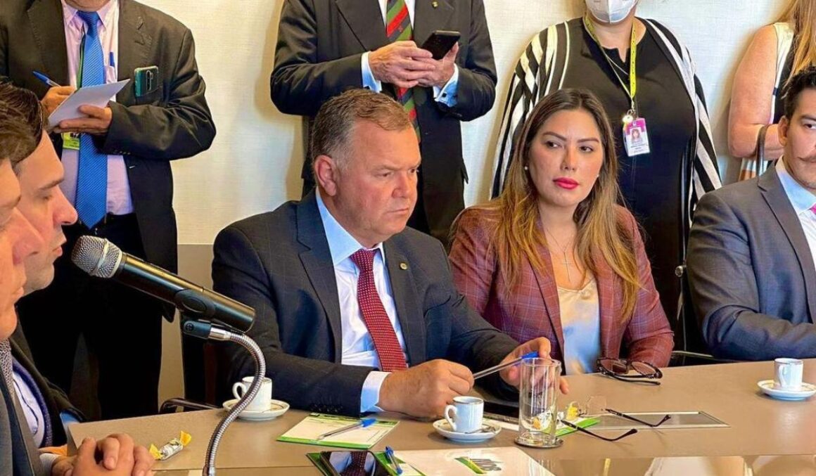 Renilce Nicodemos cumpriu agenda em Brasília onde participou de reunião da bancada do MDB