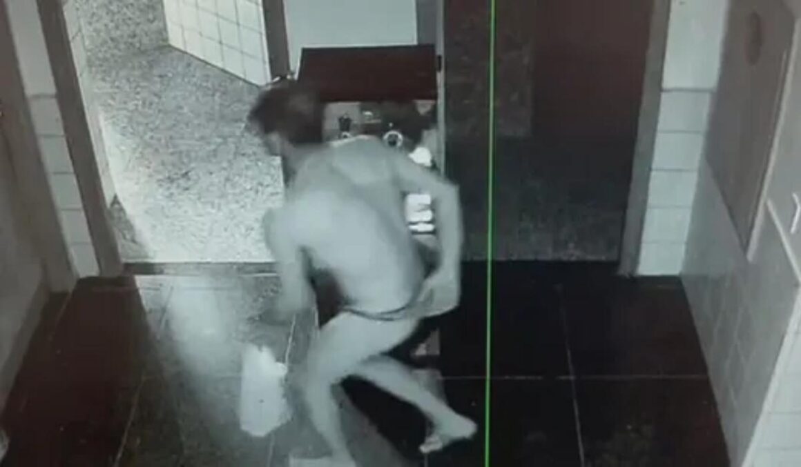 VÍDEO: Homem usando calcinha furta uma escola no Lago Norte, em Brasília