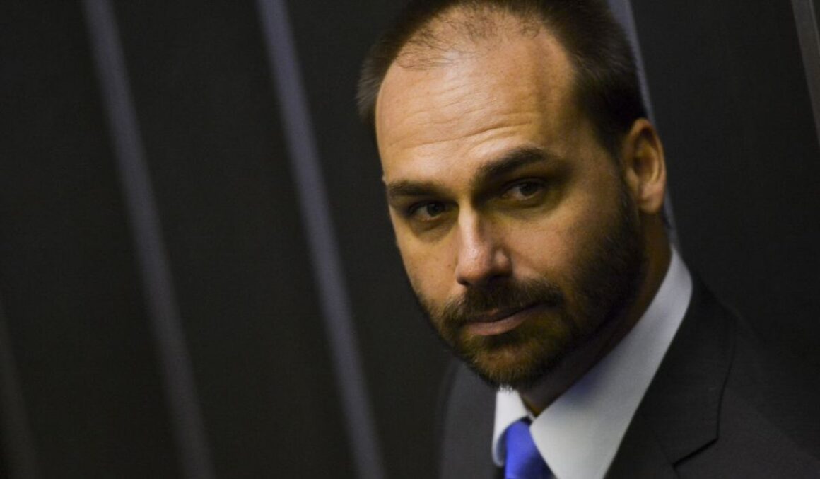 Eduardo Bolsonaro: 'Imagina se fosse Lula presidente na pandemia?'