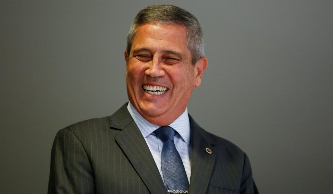 Braga Netto quer que PL banque sua casa, salário e assessores