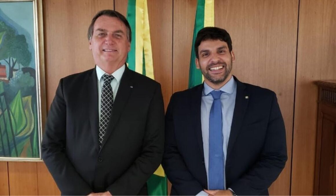 Bolsonaro nomeia PM para Secretaria de Cultura a 3 semanas de fim do mandato